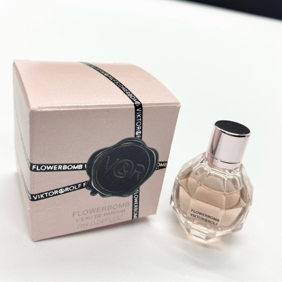 Viktor & Rolf Other - Viktor & Rolf Flowerbomb mini